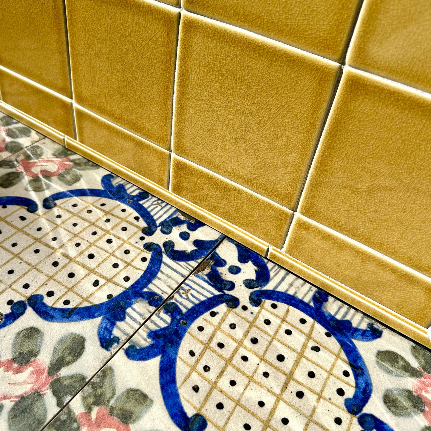 HW Tile Villa Blu Tuscany Lifestyle